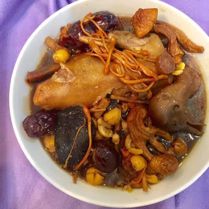 Thuốc bắc hầm gà đặc biệt 11 vị