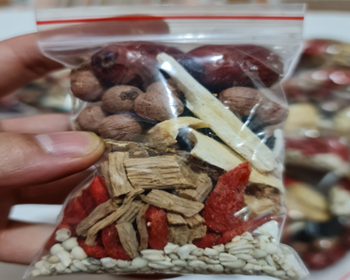 Thuốc bắc hầm gà đặc biệt 11 vị