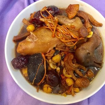 Thuốc bắc hầm gà đặc biệt 11 vị